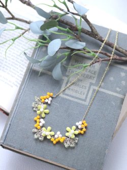 画像4: 小花と葉の囁きNEW　ネックレス　〜ピンク・イエロー・ターコイズ・モノトーン